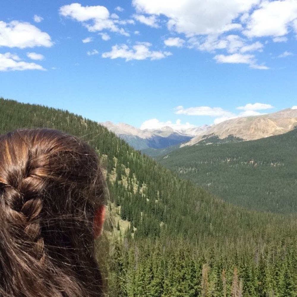 Meet your Posher, Lily